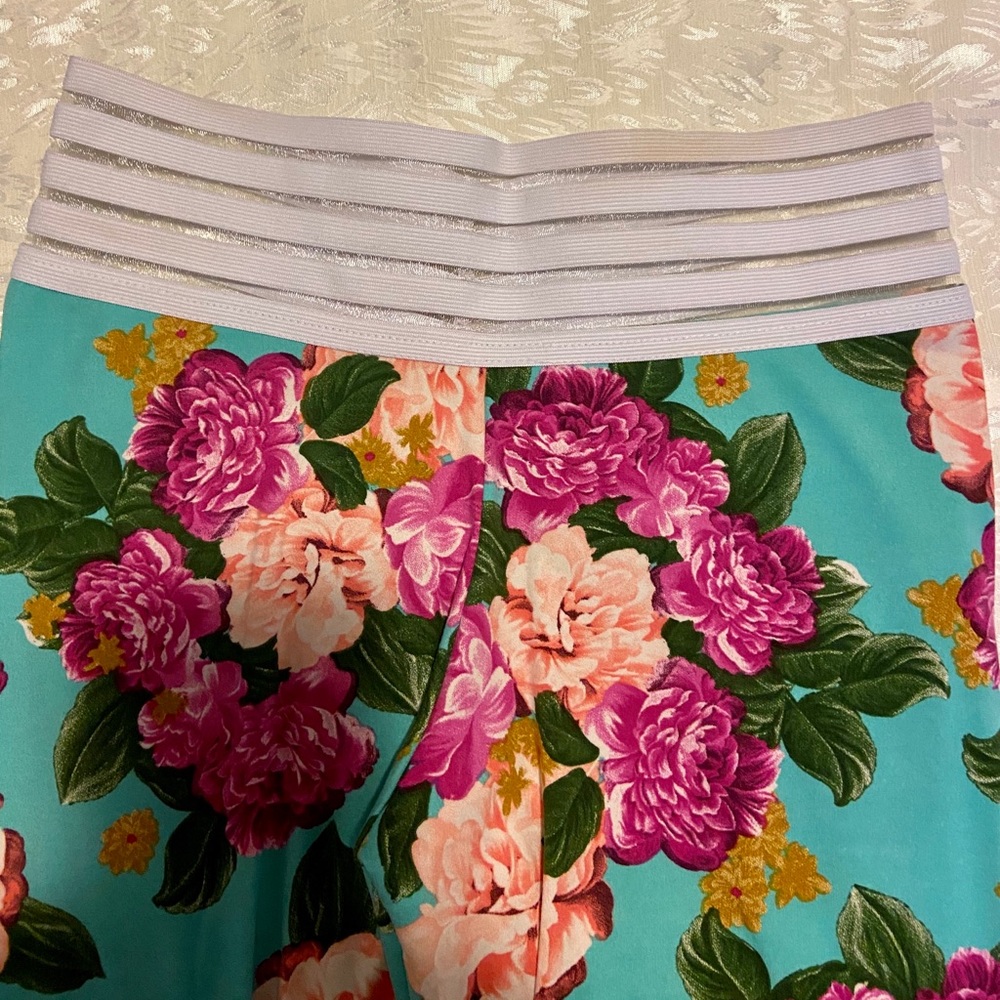 NWOT Cute Booty Lounge leggings L - Picture 5 of 7